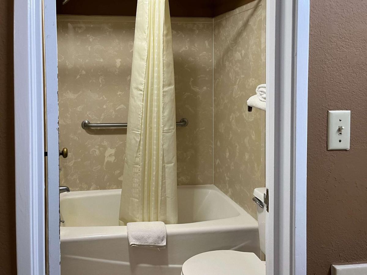 Motel 6 Millington Tn Esterno foto